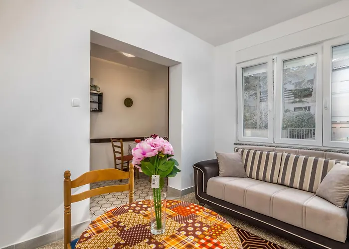 2 Bedroom Cozy In Apartament Šilo